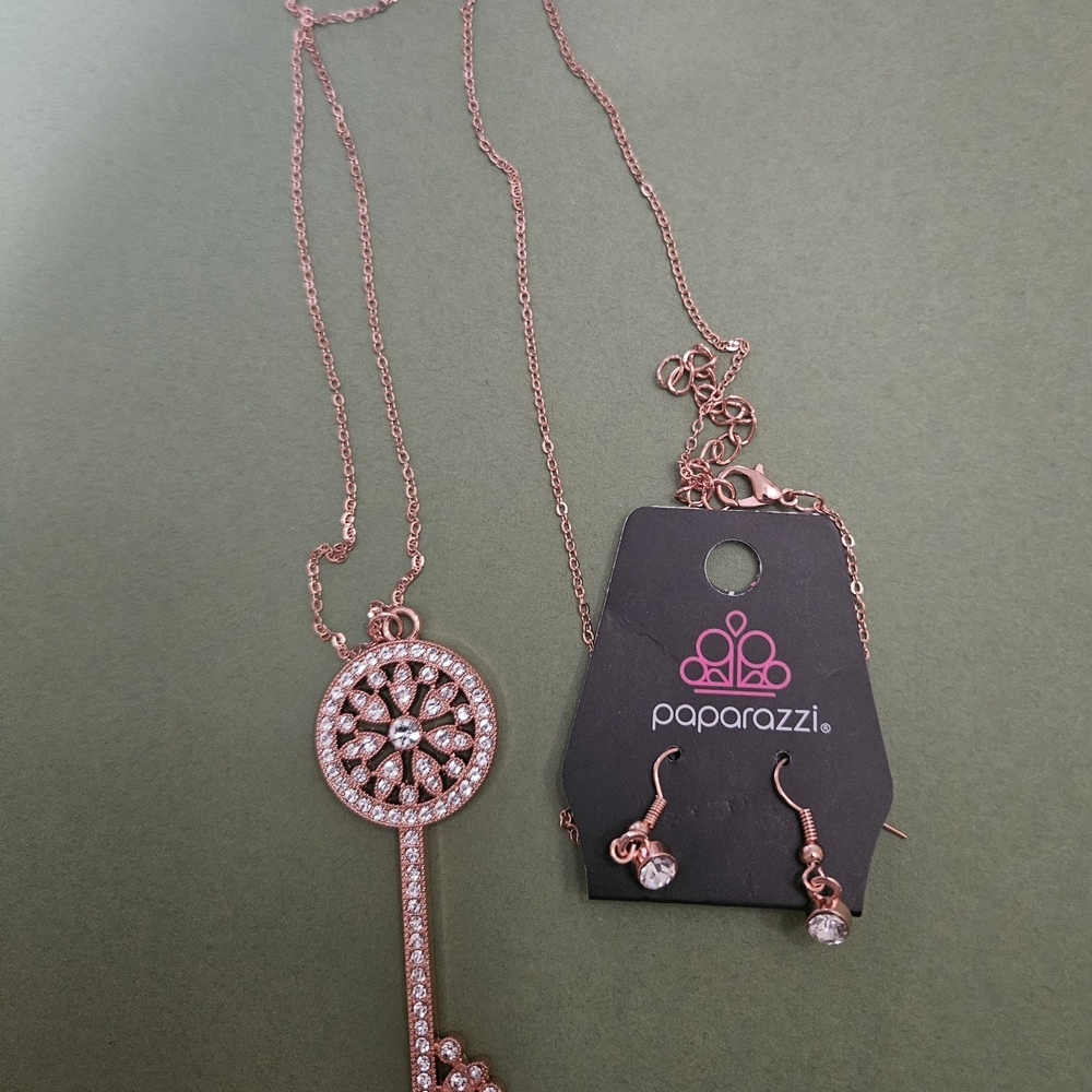 Paparazzi Rose Gold Key Jewelry Set